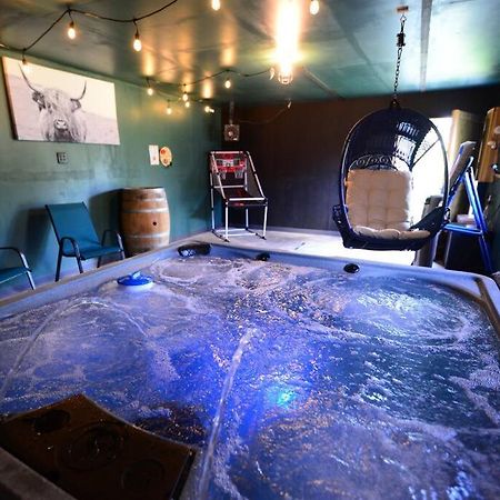 Cozy Cabin With Hottub At Cloverdale Cabins Хинкли Экстерьер фото